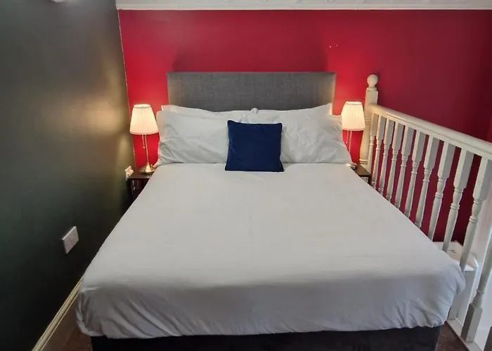 Centrally Located - 1 Appartement